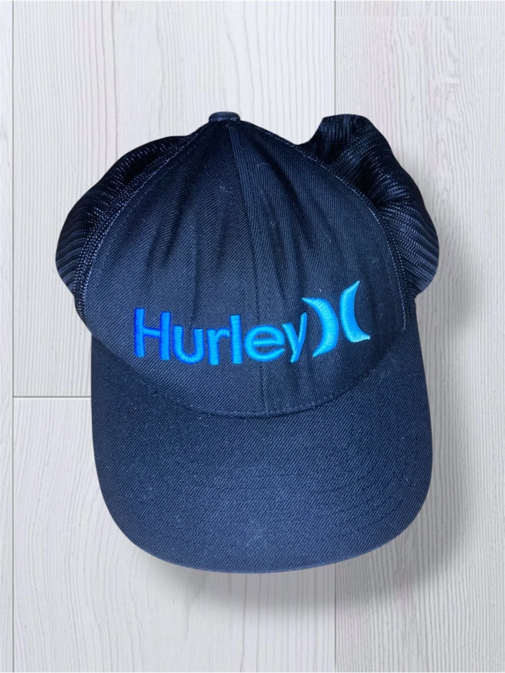 HURLEY Women’s Trucker Hat - Navy Blue Mesh Back Snapback Cap - Turquoise Logo